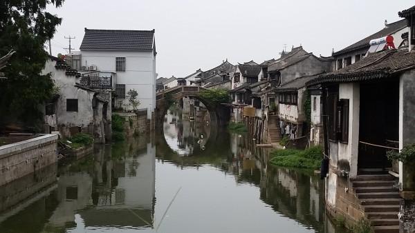 逃离比利部落小屋